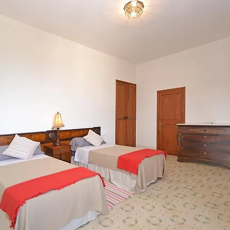 Son Granada Holiday home