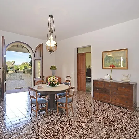 Son Granada Holiday home *